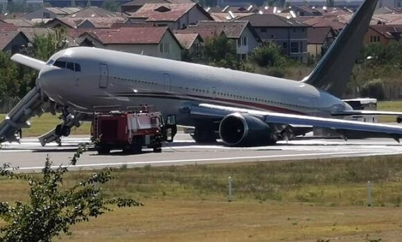 Un avion Boeing aproape de dezastru pe aeroportul Baneasa