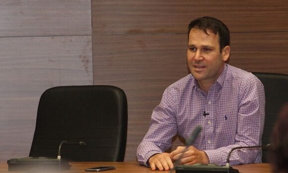 Robert Negoita a castigat primaria sectorului 3