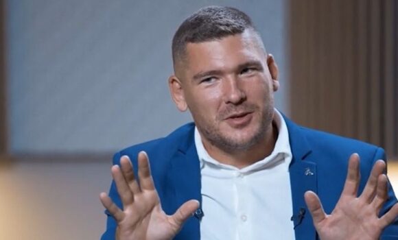 Milionarul Călin Donca a  scris o carte