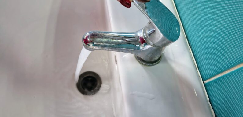 Consiliul Județean cere fonduri de la Guvern pentru plata subvenției la apă caldă și căldură